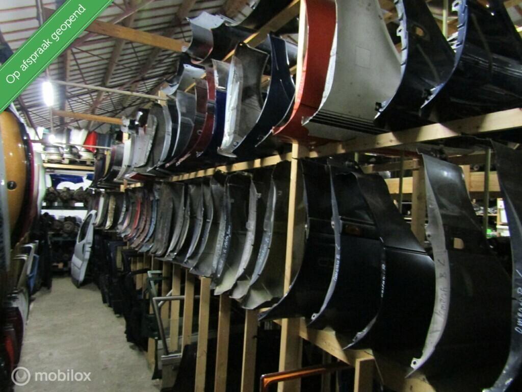 voorscherm Spatbord links + rechts Opel Manta B, bj '75-'90, Auto-onderdelen, Carrosserie en Plaatwerk, Gebruikt, Opel, Ophalen of Verzenden