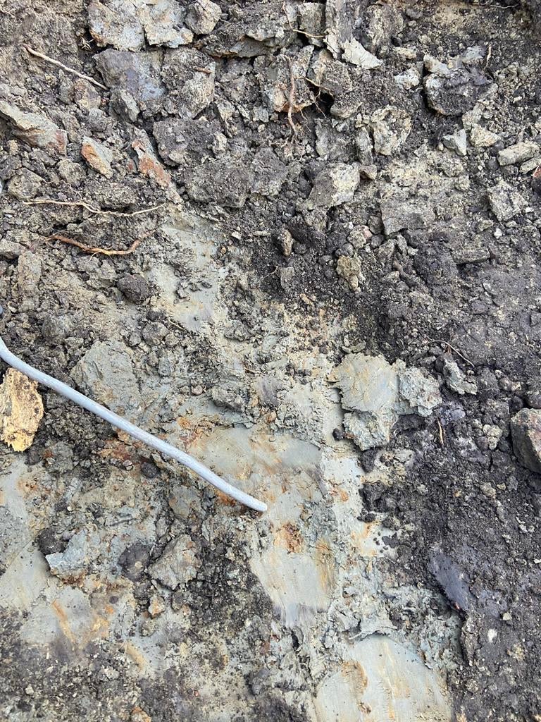 Gratis zeer vruchtbare kleiaarde, gemengd compost& tuinaarde, Ophalen, Tuinaarde