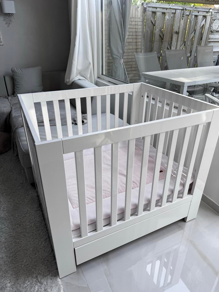 Kidsmill Somero Alaska box hoogglans wit met lade, Kinderen en Baby's, Boxen, Ophalen, Gebruikt, Vierkant, Lade