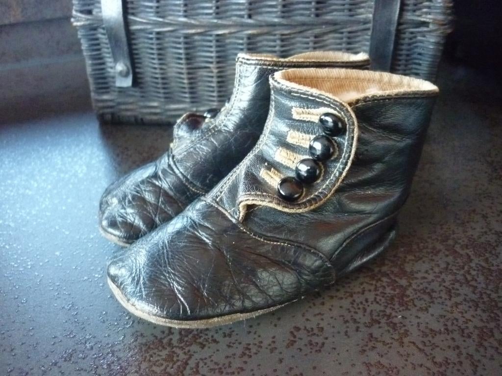 Antieke Victoriaanse knooplaarsjes., Antiek en Kunst, Verzenden