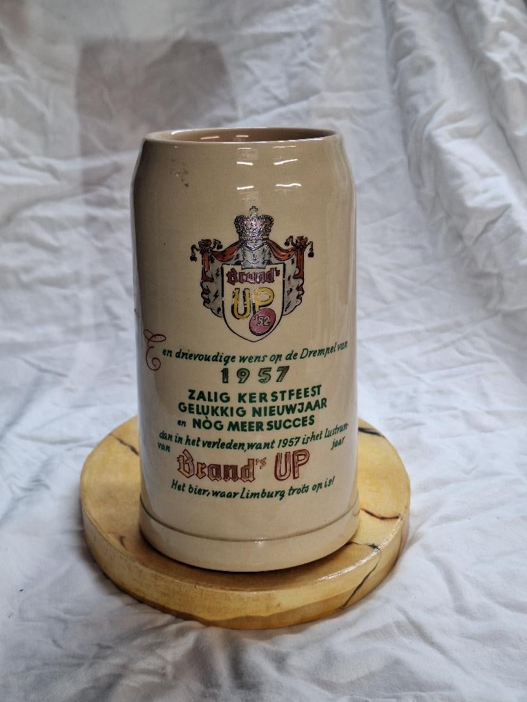 Brand bier jaarpul 1956/1957, Ophalen, Gebruikt, Pul(len), Brand