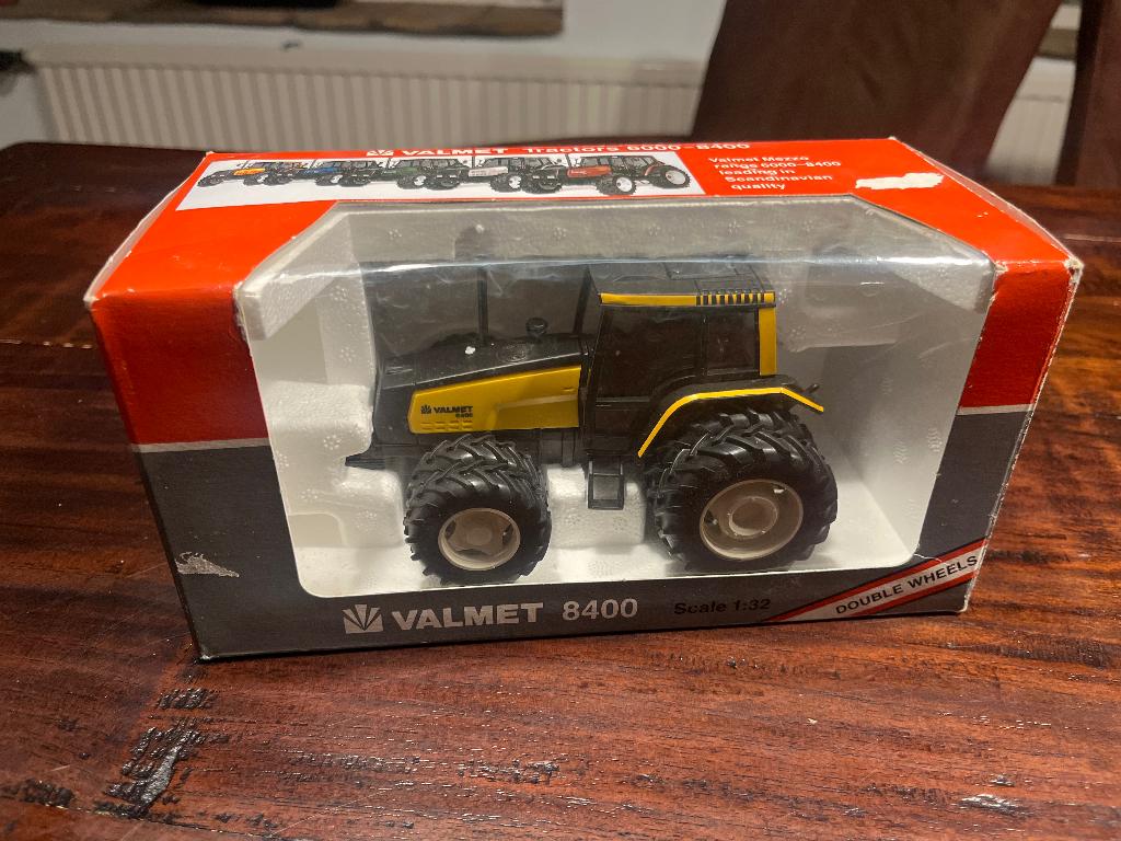 Valmet 8400 schaalmodel, Overige merken, 1:32 tot 1:50, Overige typen, Ophalen of Verzenden