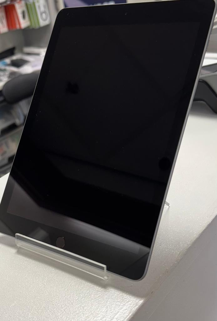 Zo goed als nieuwe iPad 6e Generatie 32 GB Space Grey kleur, 10 inch, 32 GB, Apple iPad, Zwart