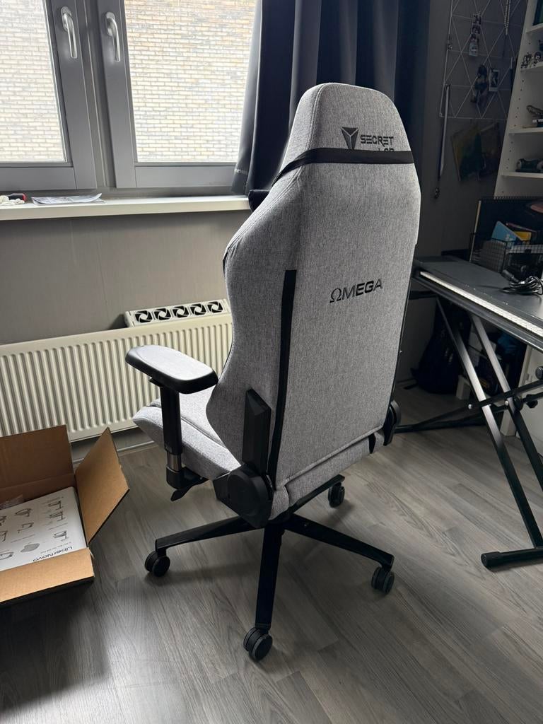 Secretlab Omega 2020 SoftWeave Cookies & Cream (grijs), Ophalen, Gaming bureaustoel, Zo goed als nieuw, Grijs
