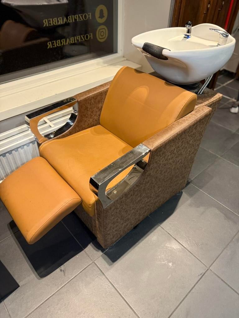Wasunit / wasbak / kapperszaak / barbershop /was unit, Huis en Inrichting, Stoelen, Ophalen, Gebruikt, Bruin, Leer