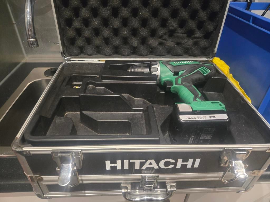 Te koop gebruikte Hitachi accu schroef en boormachine., Doe-het-zelf en Verbouw, Gereedschap | Boormachines, Ophalen of Verzenden