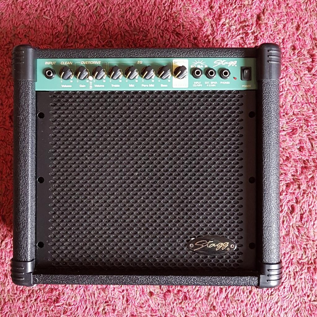 Stagg 20 ga r versterker, Muziek en Instrumenten, Versterkers | Bas en Gitaar, Ophalen, Gebruikt, Gitaar, Minder dan 50 watt