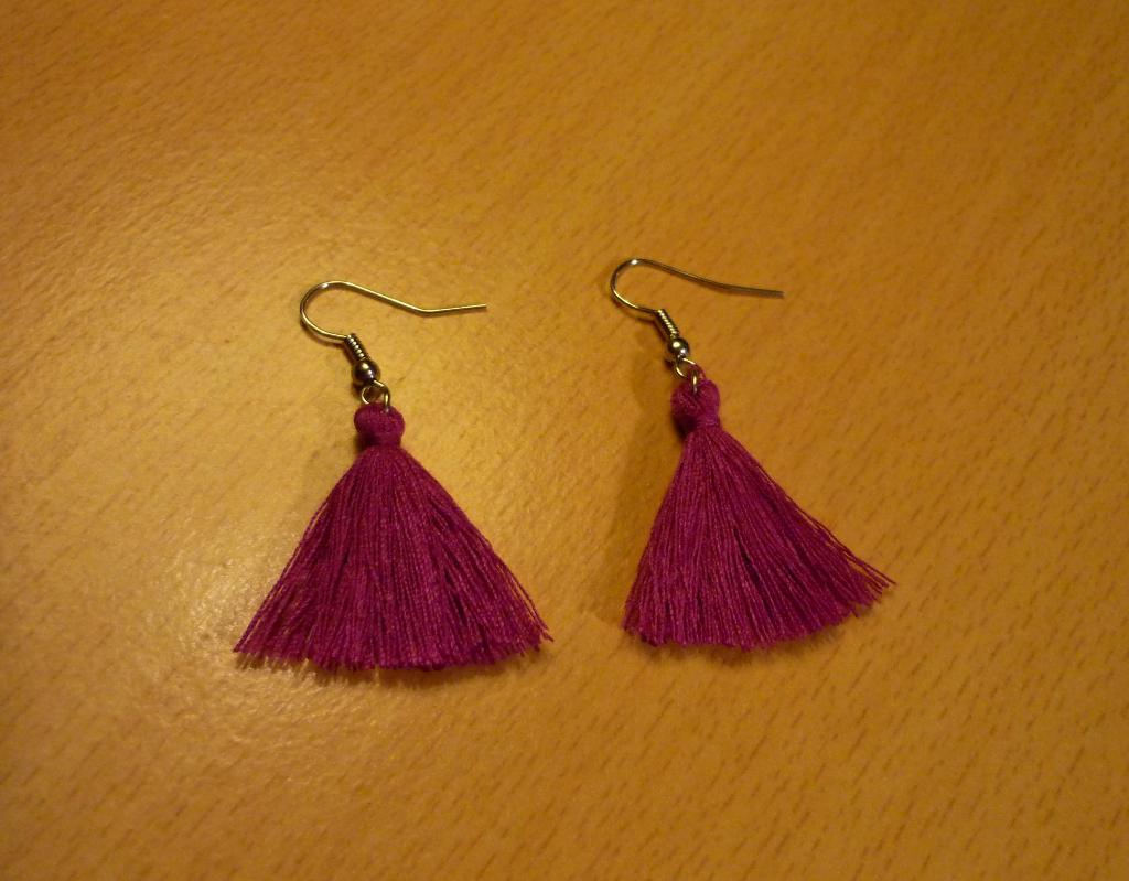 Donker fuchsia tassel slinger oorbellen, Ophalen of Verzenden, Nieuw, Roze, Overige materialen