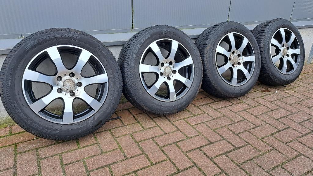 Bi-color velgen Megane Scenic Kangoo Citan Duster 205/60/16, Auto-onderdelen, Banden en Velgen, Banden en Velgen, Winterbanden