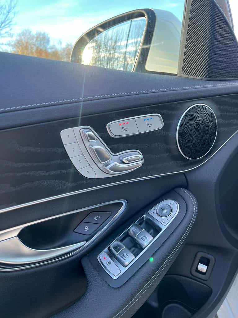 Mercedes-Benz C-klasse 200 Rijassist-Panodak-Memory-Keyless-, Achterwielaandrijving, 1800 kg, Zwart, 4 cilinders