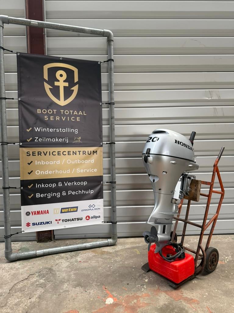Honda 20 pk  op knuppel elec start, Ophalen