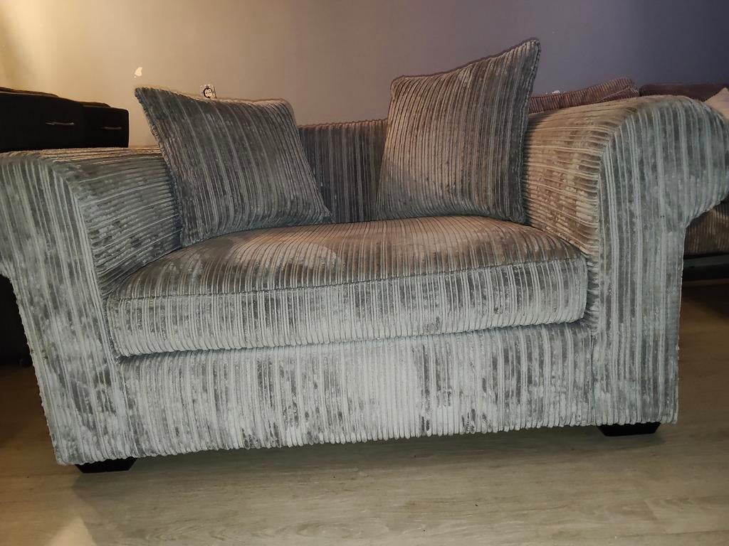 Comfortabele bank met ribstof, Ophalen, Gebruikt, 75 tot 100 cm, 125 cm of meer