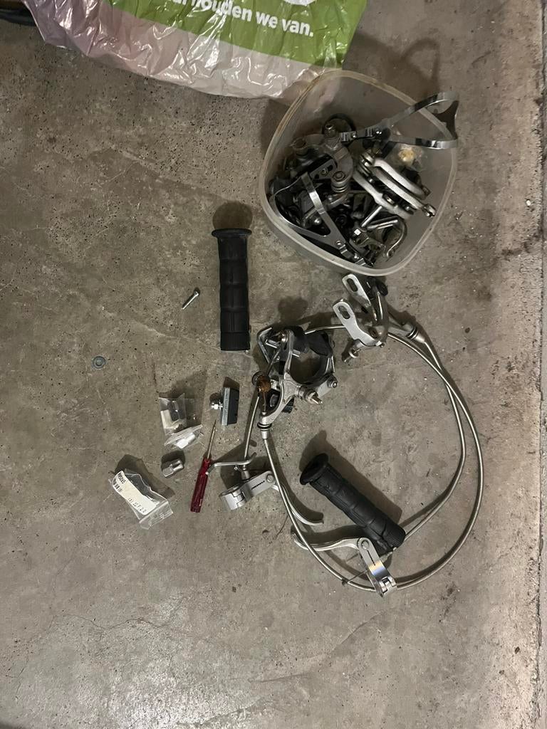 Tbv racefiets:Wielen, banden, derailleurs, kleine onderdelen, Fietsen en Brommers, Zo goed als nieuw, Ophalen, Overige merken