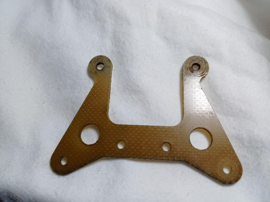 vintage tamiya The Fox achter schokbreker beugel, Hobby en Vrije tijd, Modelbouw | Radiografisch | Auto's, Gebruikt, Onderdeel