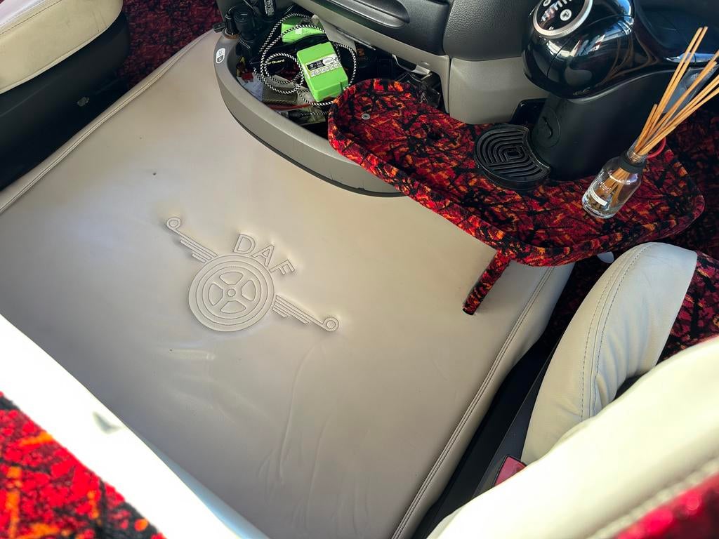 Motortunnelhoes DAF 105/106 + koffietafel, Auto-onderdelen, Ophalen, Gebruikt, DAF, Interieur en Bekleding