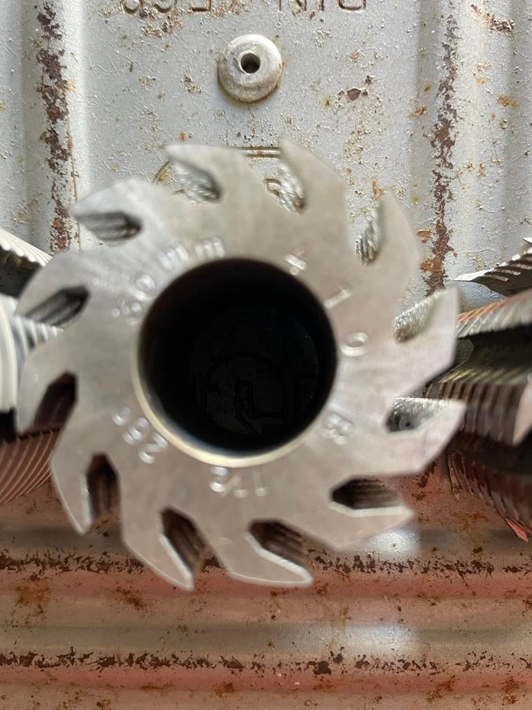 Frezen - schrooimessen schoenmakers gebruik, Ophalen, Nieuw