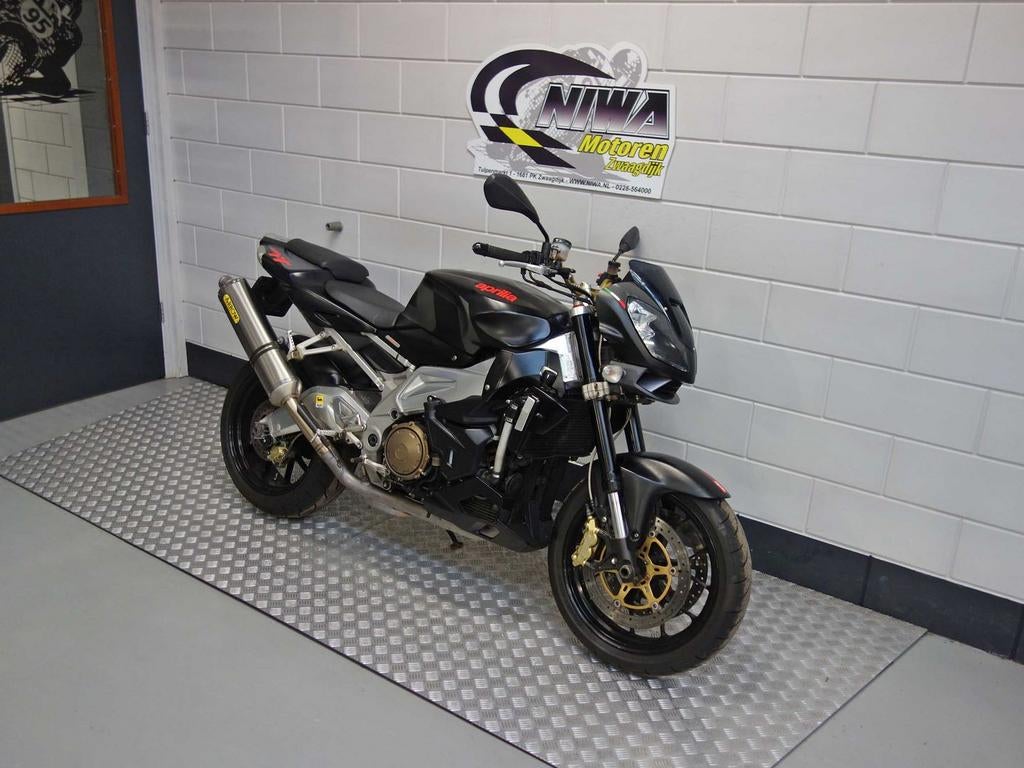 Aprilia Tuono 1000 R - foto 2
