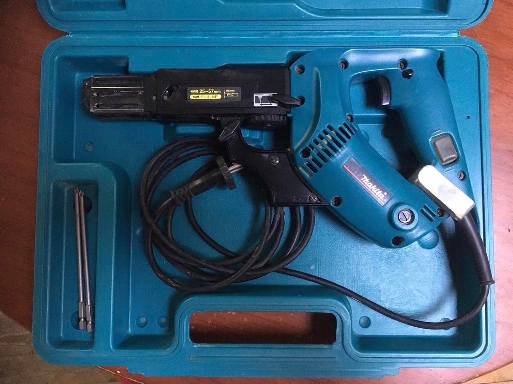 Schroefautomaat te huur, Ophalen of Verzenden, Gebruikt, Kolomboormachine