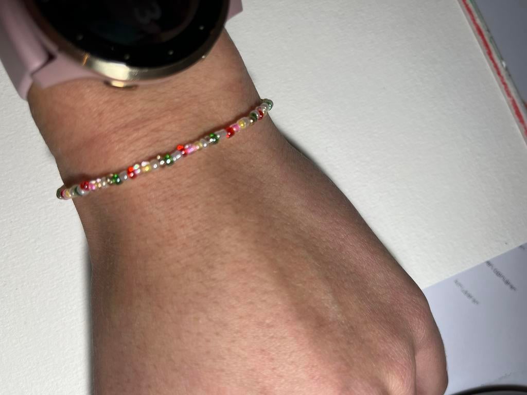Zelfgemaakte armbandjes, Sieraden, Tassen en Uiterlijk, Armbanden, Ophalen of Verzenden, Zo goed als nieuw, Elastiek