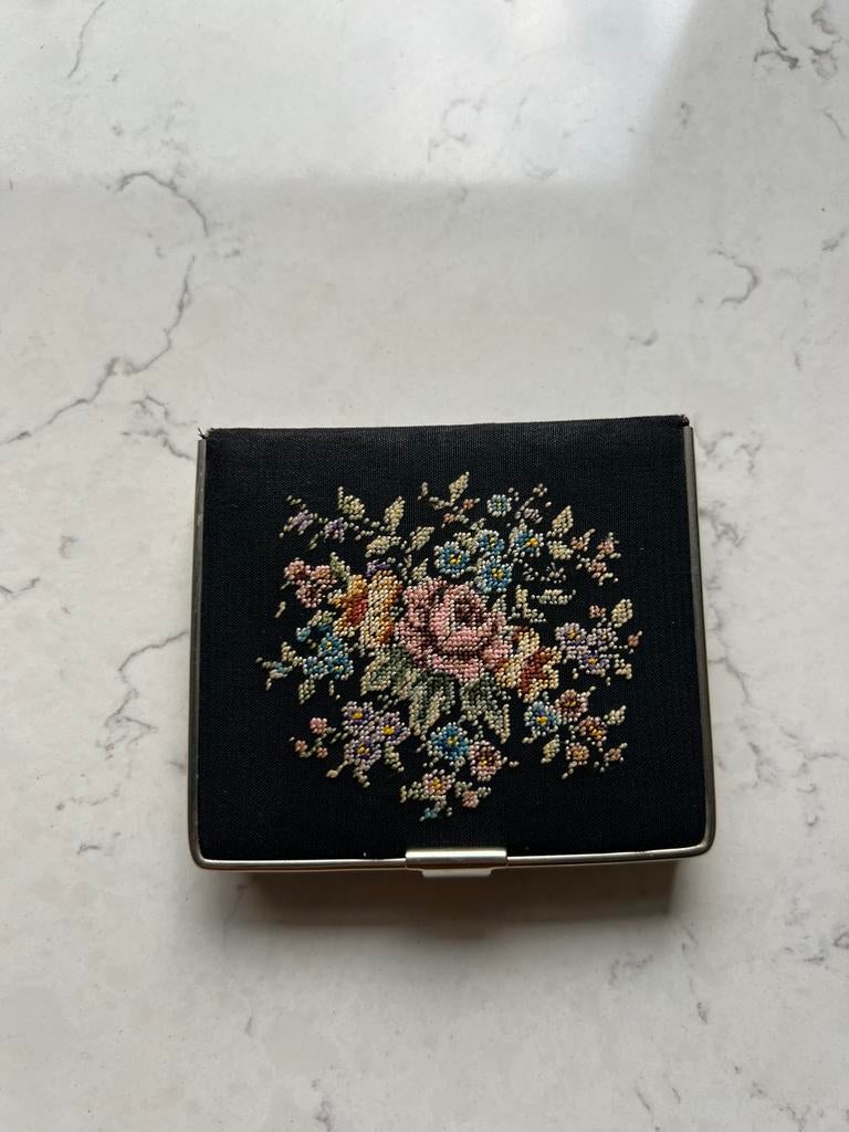 Antieke poederdoos., Ophalen of Verzenden, Overige materialen