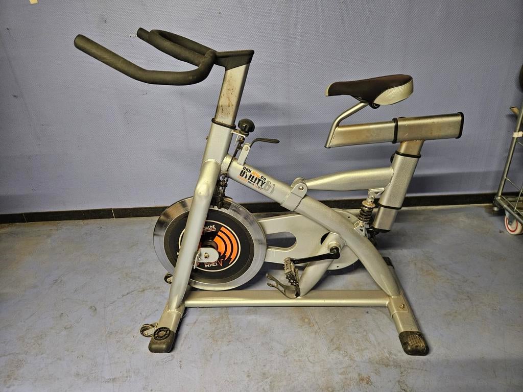 DKN, spinning bike, spinningfiets, Ophalen, Zo goed als nieuw, Spinningfiets