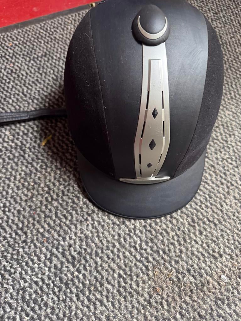 Cap met tas, Ophalen of Verzenden, Zo goed als nieuw, Dressuur