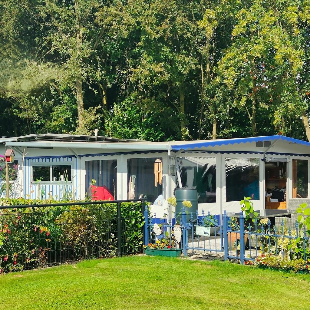 Knaus Sport 450 FU Ben Eilers winter vastevoortent, luifel, Caravans en Kamperen, Caravans, Rondzit, Frans bed, Particulier, Kachel