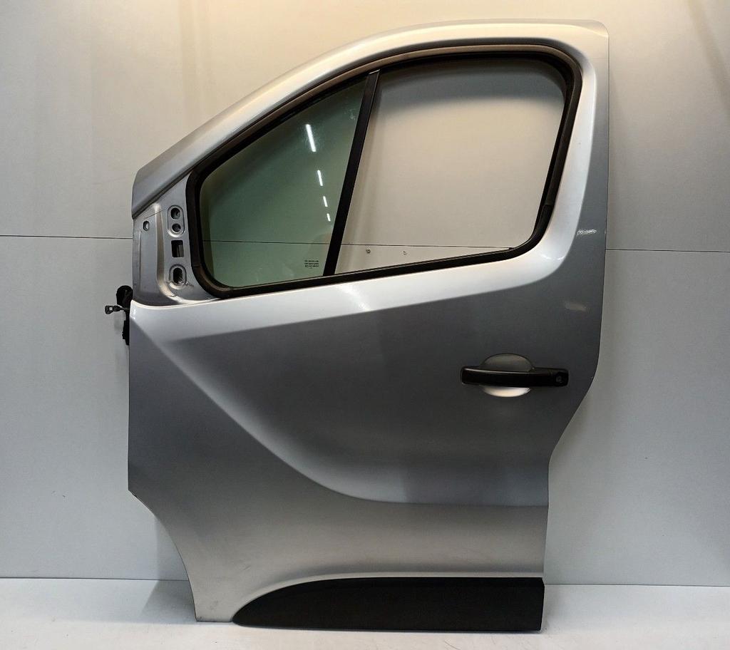 Portier links voor Renault Trafic, Onderdelen@venauto.nl, Van der Ven Autorecycling B.V., Gebruikt, Ettenseweg 76, 4706 PB Roosendaal, The Netherlands