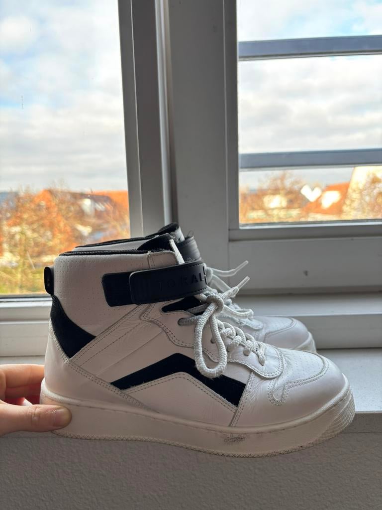 Toral sneakers, Kleding | Dames, Schoenen, Verzenden, Wit, Sneakers of Gympen, Zo goed als nieuw