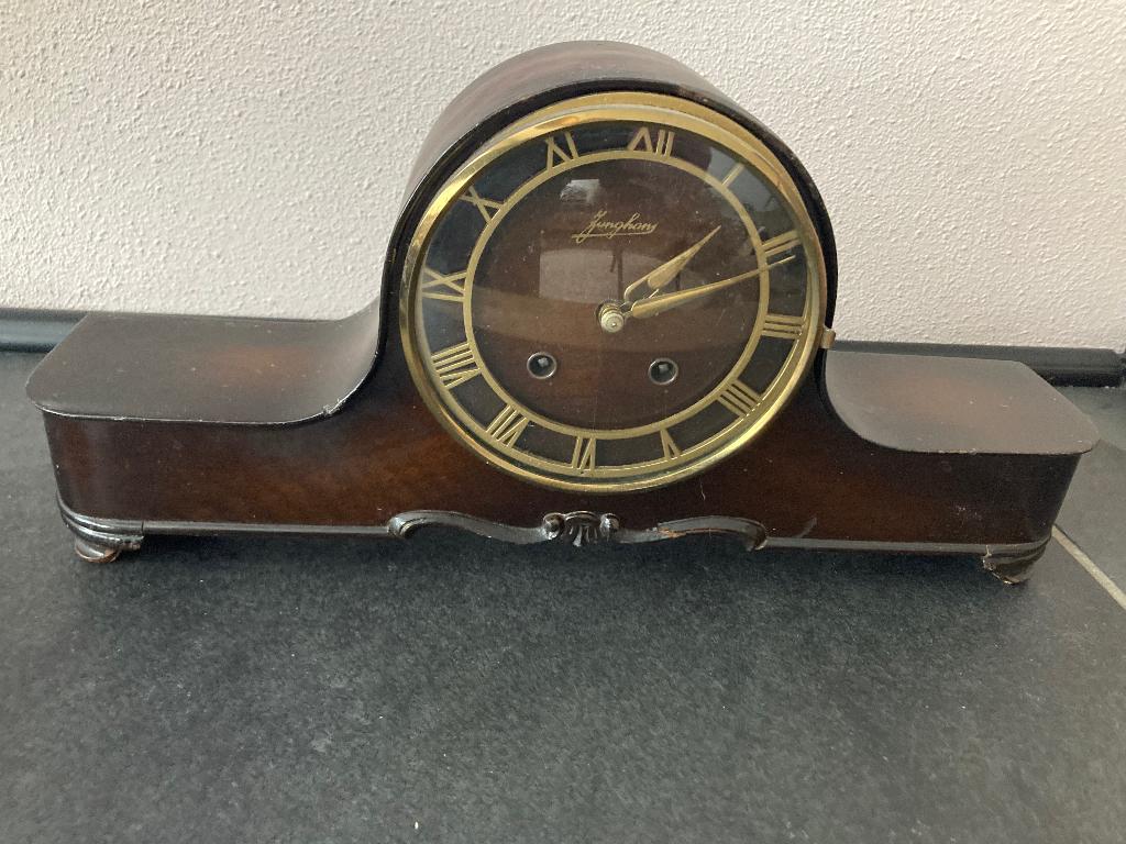 Junghans pendule/schouw klok, Ophalen