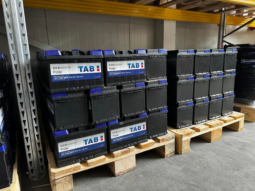 VOORDEEL nieuwe auto accu. Gratis levering in regio Utrecht!, Auto-onderdelen, Ophalen of Verzenden, Nieuw, Overige automerken