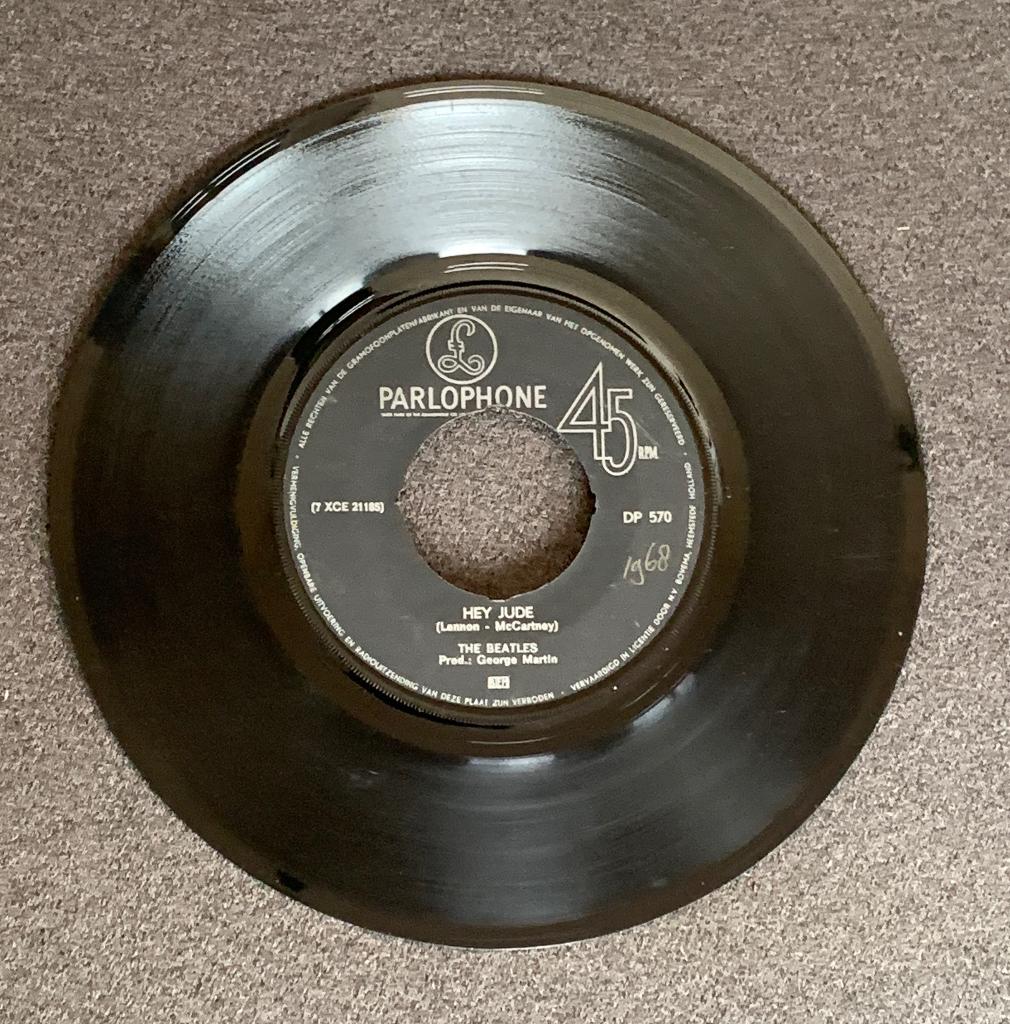The Beatles – Hey Jude / Revolution, Gebruikt, 7 inch, Single, Ophalen of Verzenden