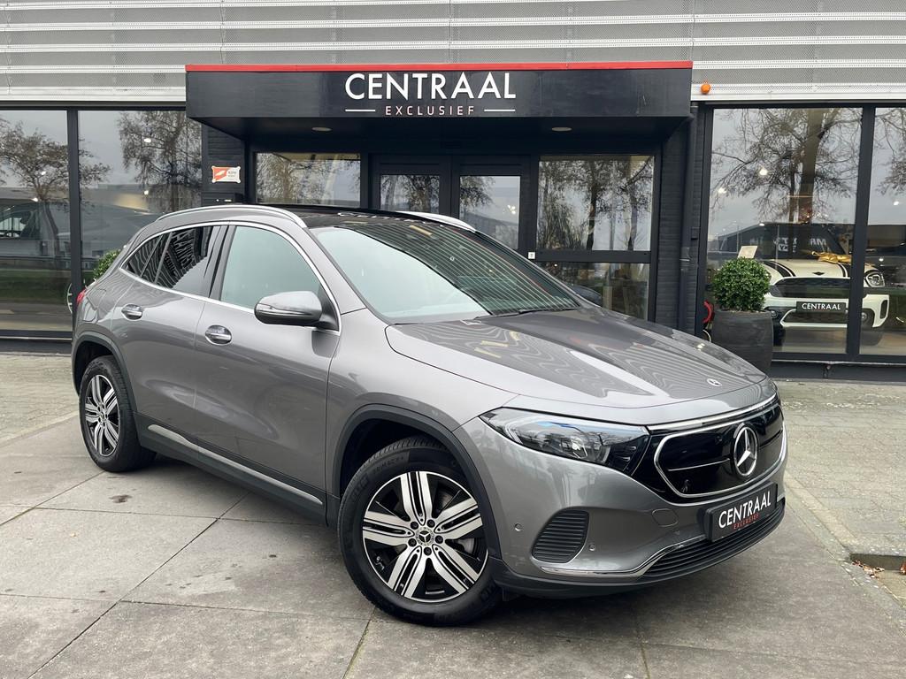 Mercedes-Benz EQA 250 Luxury Line 67 kWh|SOH 96%|Pano|BTW|Ca, 1940 kg, Parkeercamera, Gebruikt, 190 pk