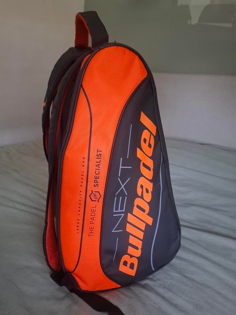 Bullpadel tas zeer mooie staat.., Sport en Fitness, Padel, Ophalen of Verzenden, Zo goed als nieuw, Padeltas