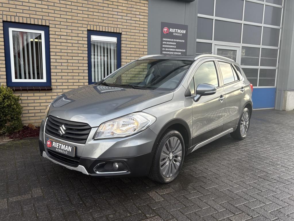 Suzuki S-Cross 1.6 Exclusive PANO-TREKHAAK-ALL SEASON-CAMERA, Keurmerk '100% Onderhouden', Gebruikt, 4 cilinders, 400 kg