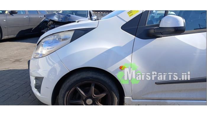 Scherm links-voor van een Chevrolet Spark, Gebruikt, -, Ophalen of Verzenden, -