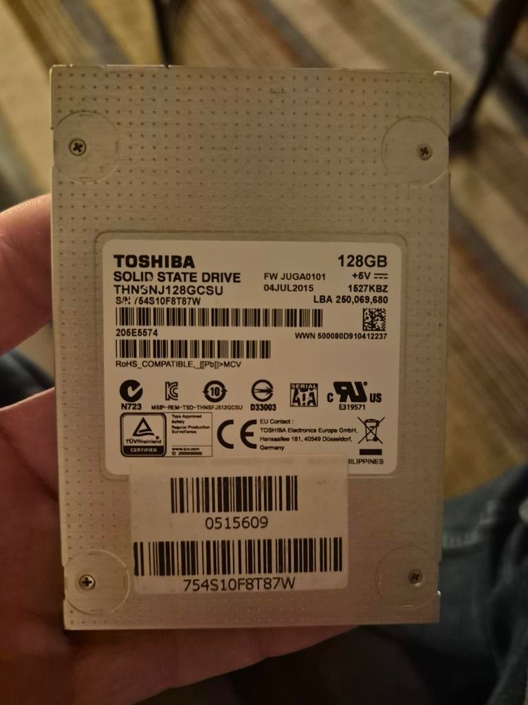 Toshiba 128GB SSD, Ophalen of Verzenden, Zo goed als nieuw, Nvt, Nvt