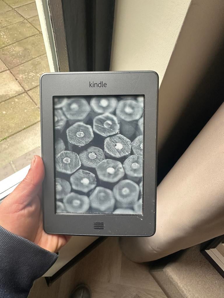 Kindle e reader D01200, Computers en Software, E-readers, Ophalen of Verzenden, Zo goed als nieuw