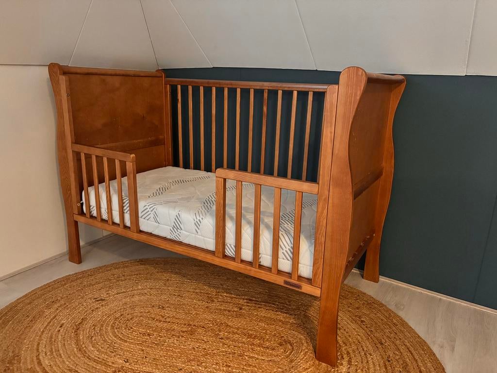 Woodies ledikant om te bouwen naar peuterbed, Ophalen, Gebruikt, Ledikant