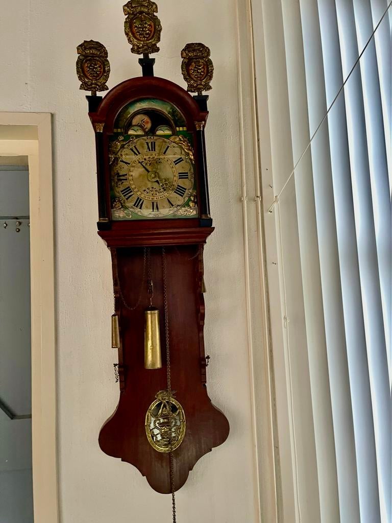 Antieke Friese Staartklok met Maan en Datum, Antiek en Kunst, Antiek | Klokken, Ophalen