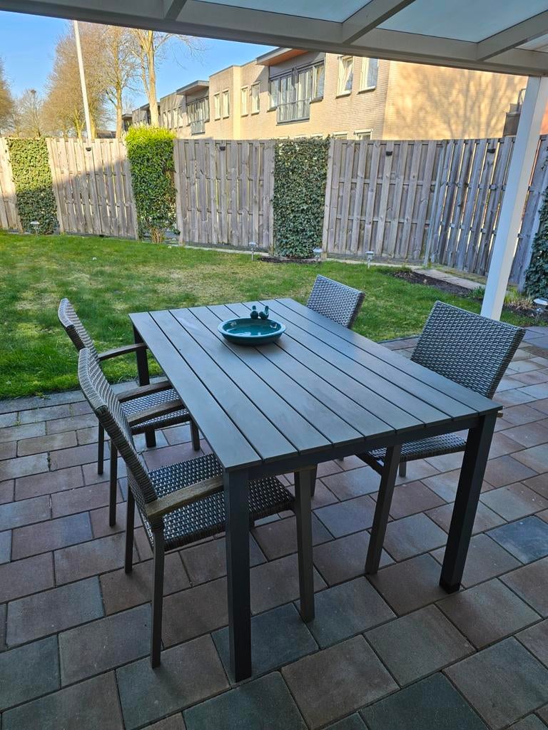 Gebruikte tuinset - kan nog prima een ronde mee!, Tuin en Terras, Tuintafels, Gebruikt, Rechthoekig, Metaal, Ophalen