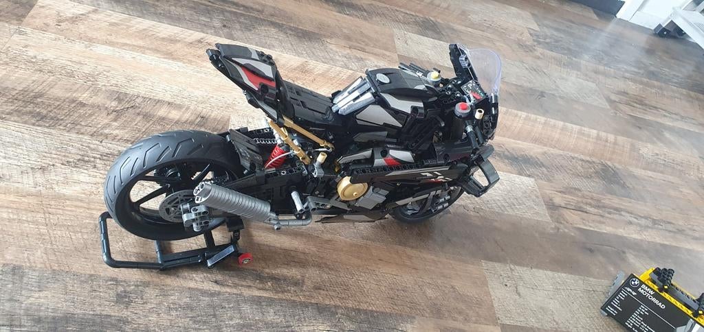 LEGO Technic BMW S 1000 RR - 1920 stukjes, Ophalen of Verzenden, Zo goed als nieuw, Complete set, Lego