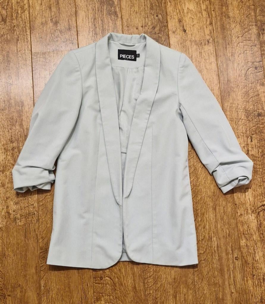Pieces driekwart mouw licht groene blazer, Ophalen of Verzenden, Zo goed als nieuw, Maat 36 (S), Groen