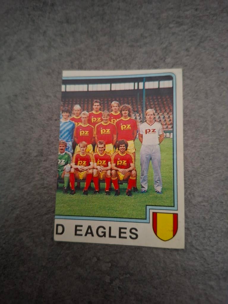 Panini sticker Voetbal 86. Deel teamfoto Go Ahead Eagles., Verzenden, Zo goed als nieuw, Sticker