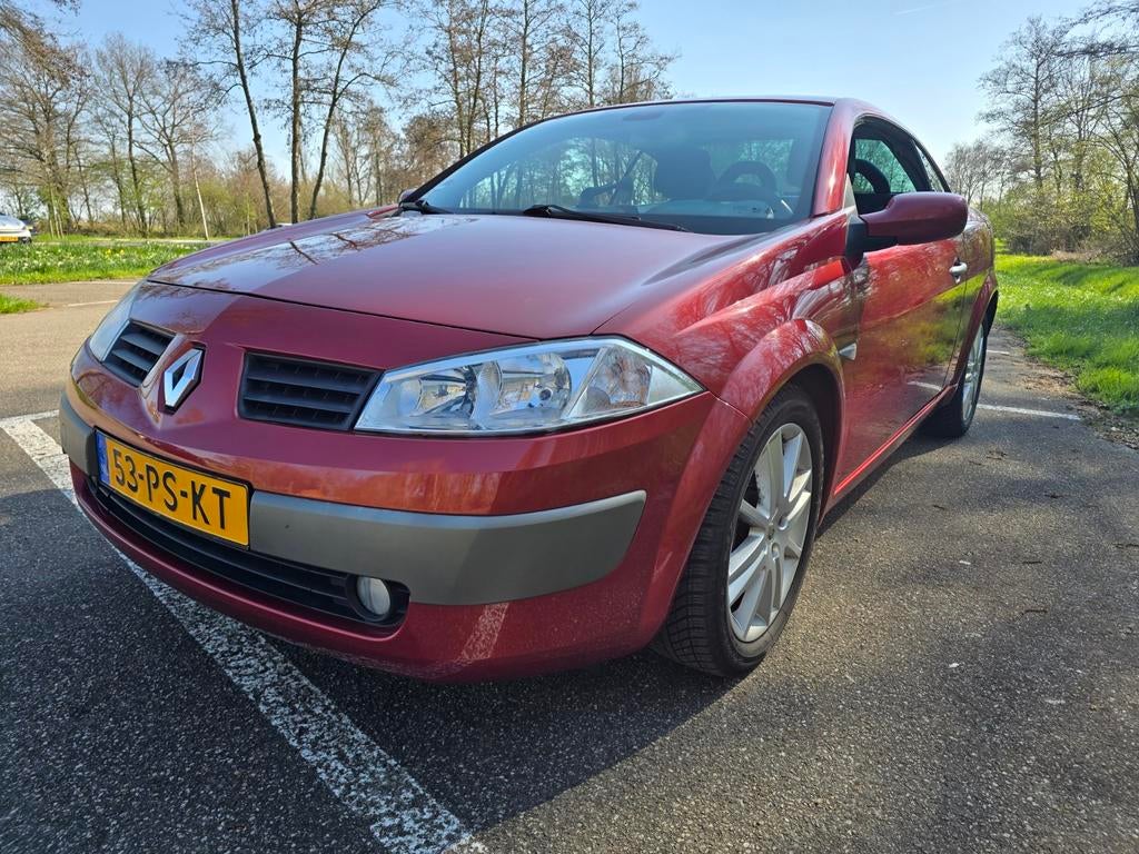 Renault Mégane Cabrio 2.0 16V  2e eigenaar, Auto's, Renault, Voorwielaandrijving, 1998 cc, Stof, 4 cilinders