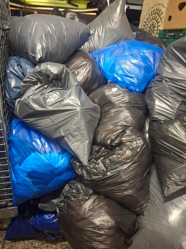 50 zakken kleding - Heren, Dames, Kinderen (diverse merken), Ophalen, ., ., .