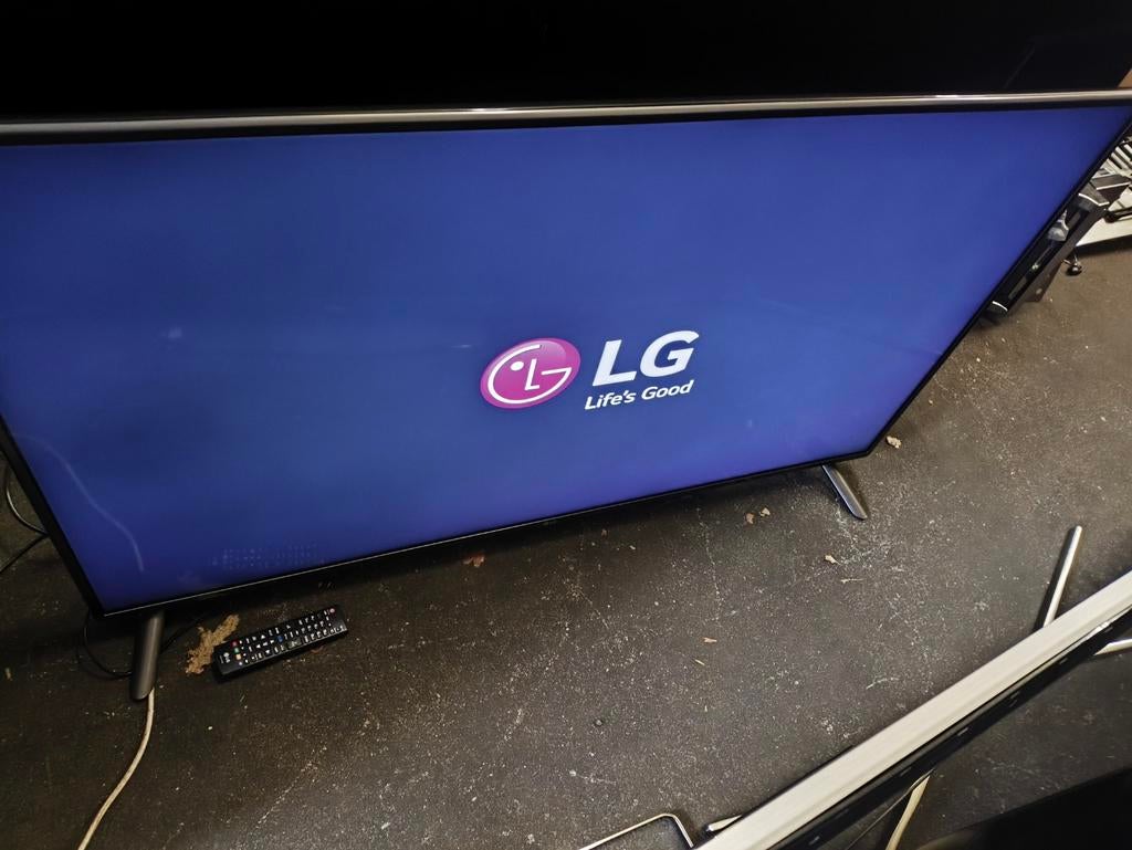 55 inch LG LED Smart tv met defect, Ophalen, Gebruikt, 100 cm of meer, LG