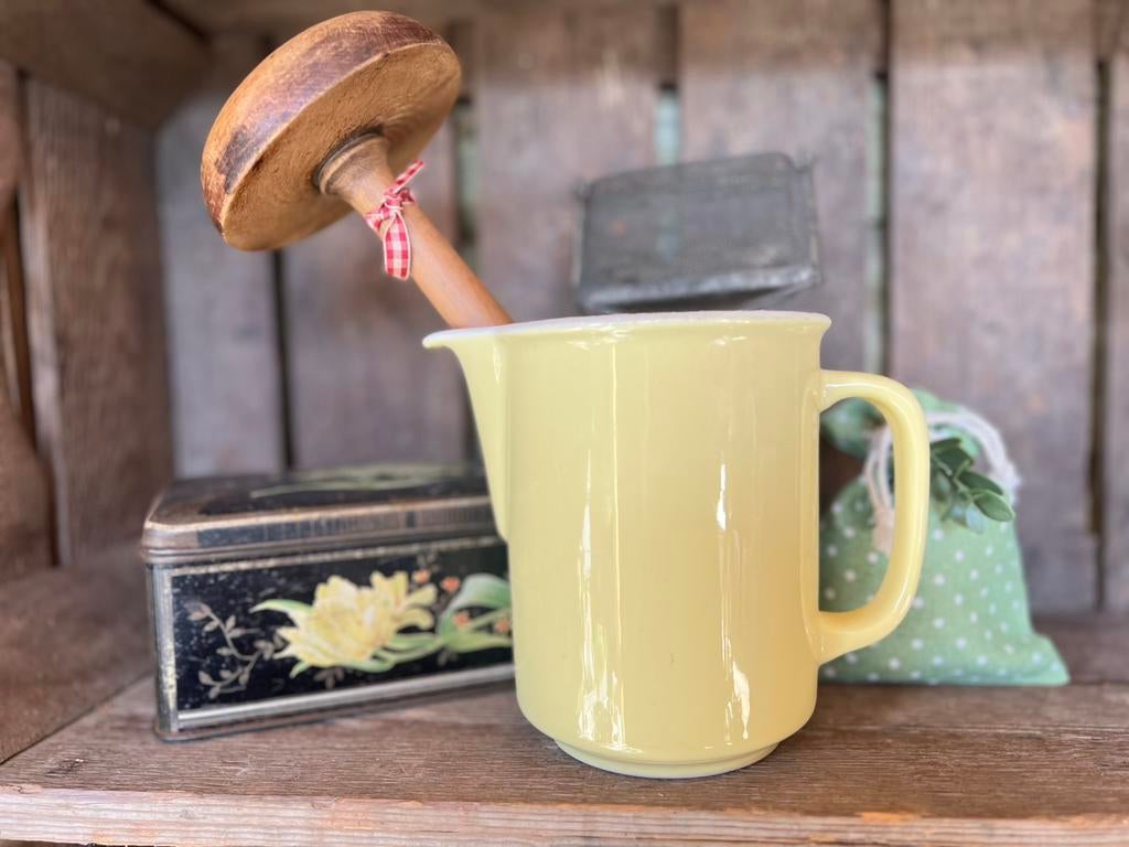 Gele kan, waterkan geel, Antiek en Kunst, Antiek | Keramiek en Aardewerk, Ophalen of Verzenden