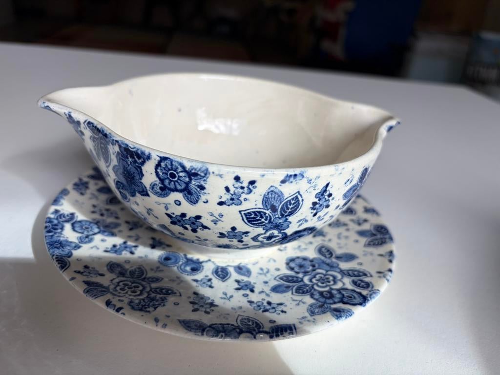 Jus kom met vaste schotel Beatrix, Ophalen