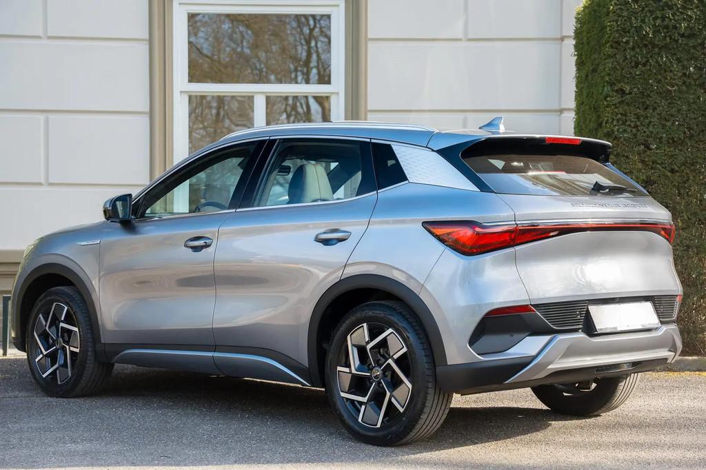 BYD Atto3 Design 60 kWh € 27.440,00, Auto's, BYD, Stof, Gebruikt, 38 min, 1725 kg